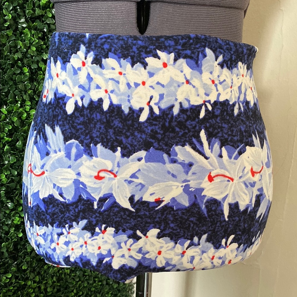 Vintage 1960s Floral Blue High-Waist Bikini Set - Picture 3 of 16
